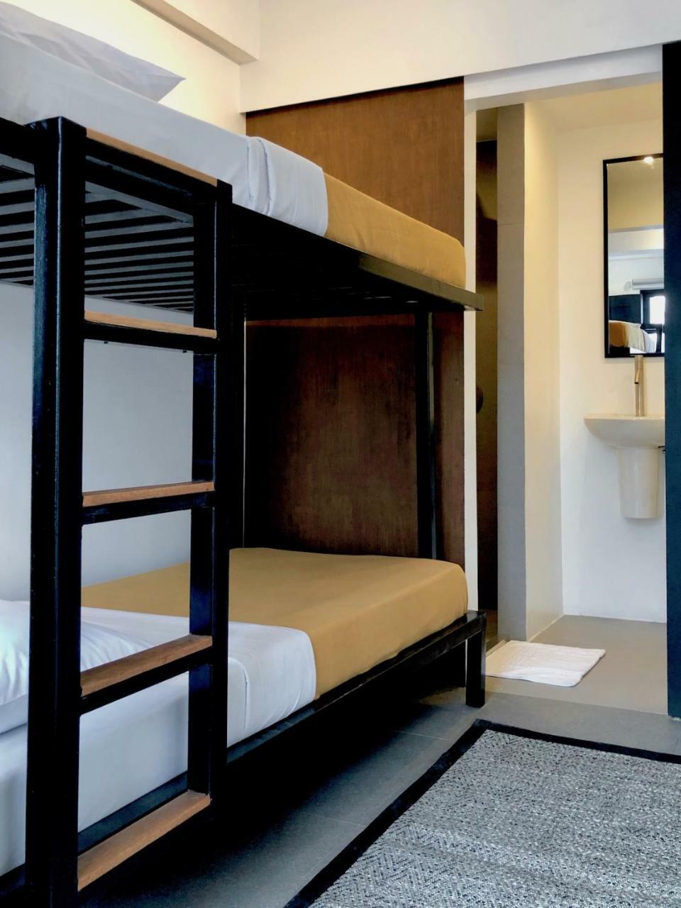 Gomez House Hotel Makati City
