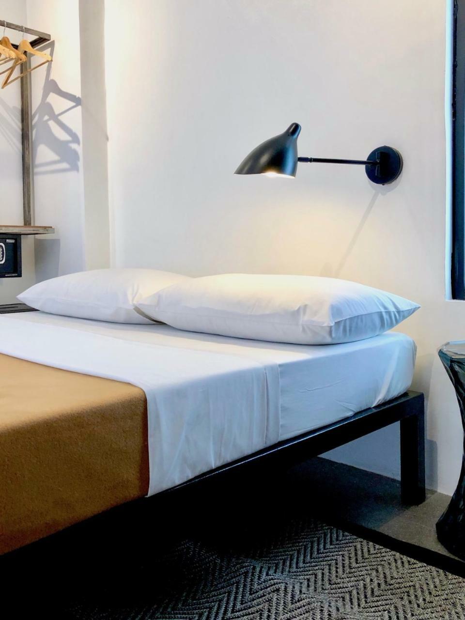 Gomez House 3*