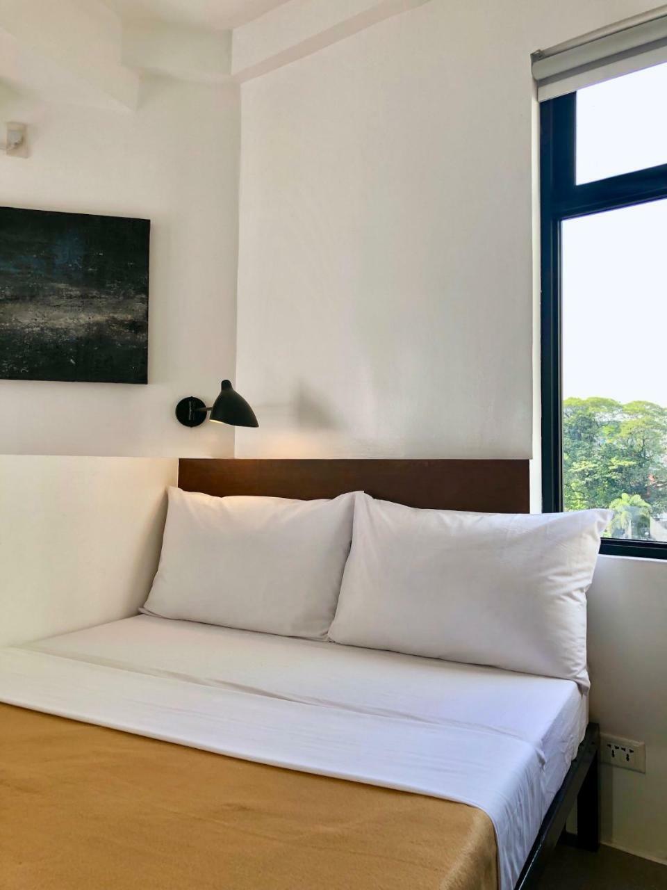 Gomez House 3* Makati City