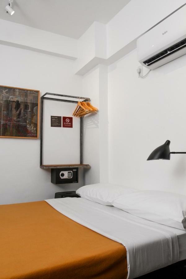 Gomez House 3* Makati City